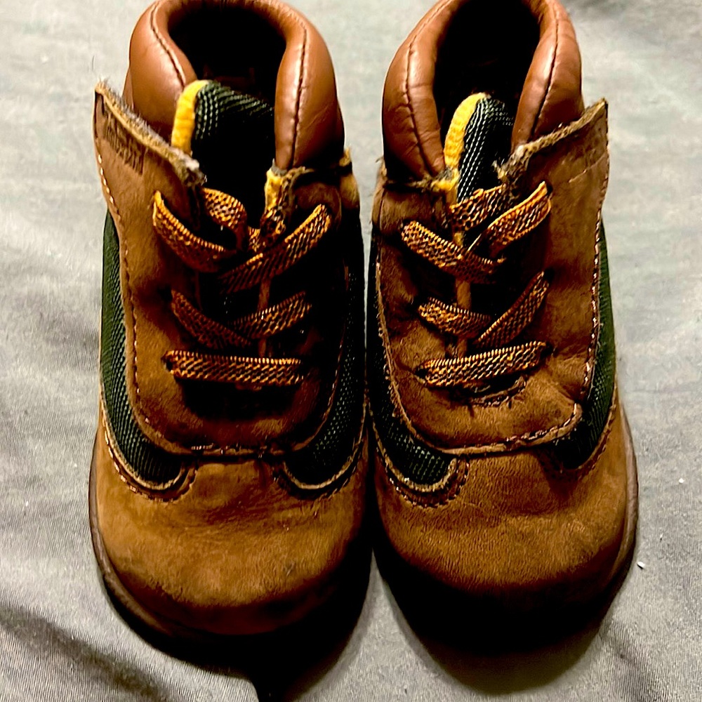 Infant boots